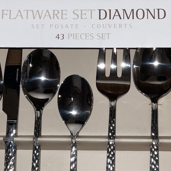 $_57.JPG?set_id=880000500F BRANDANI ITALY DIAMOND COLLECTION 43 pc. STAINLESS STEEL FLATWARE NEW IN BOX